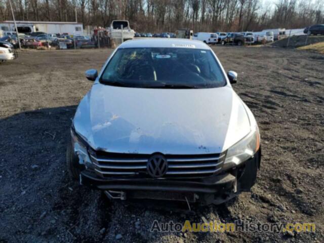 VOLKSWAGEN PASSAT S, 1VWAT7A3XFC037560