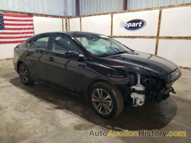 KIA FORTE LX, 3KPF24AD3PE568757