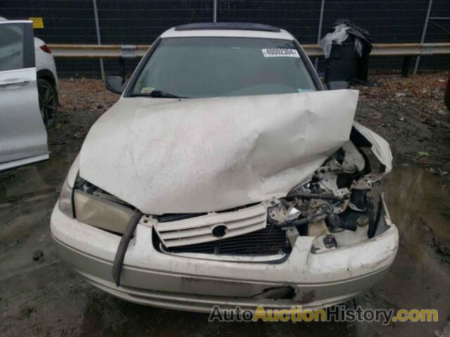 TOYOTA CAMRY LE, JT2BG22K3X0373180