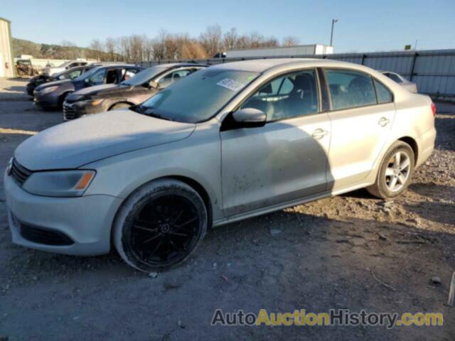 VOLKSWAGEN JETTA TDI, 3VWLL7AJ8BM098518