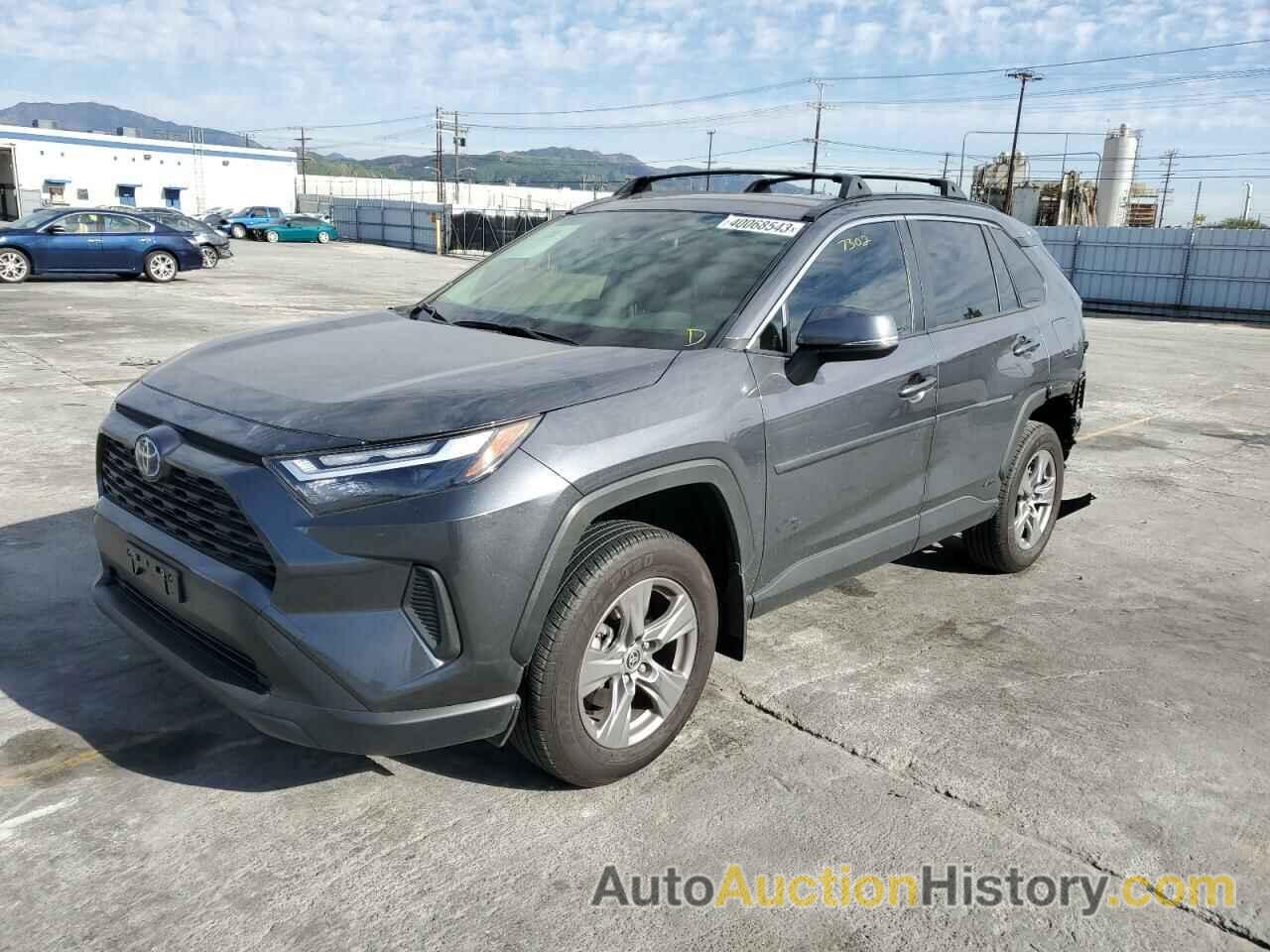 2022 TOYOTA RAV4 XLE, JTMRWRFV4ND158001