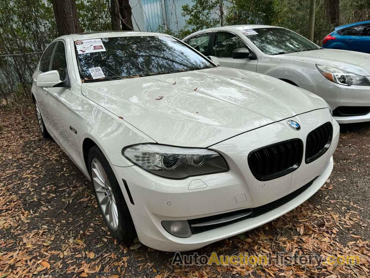 BMW 5 SERIES I, WBAFR7C57CC809673