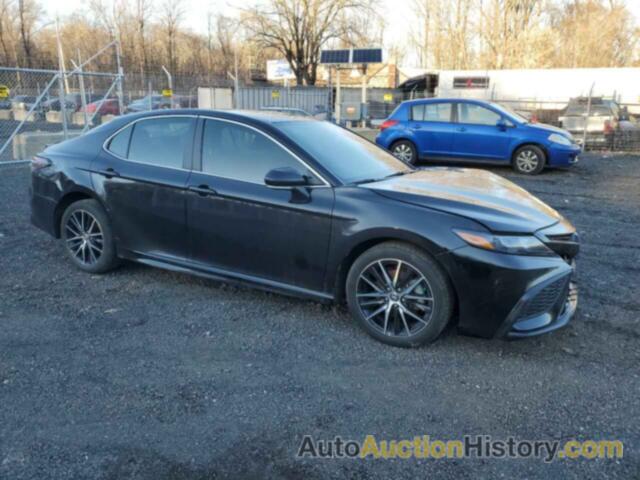 TOYOTA CAMRY SE, 4T1G11AK1NU009626