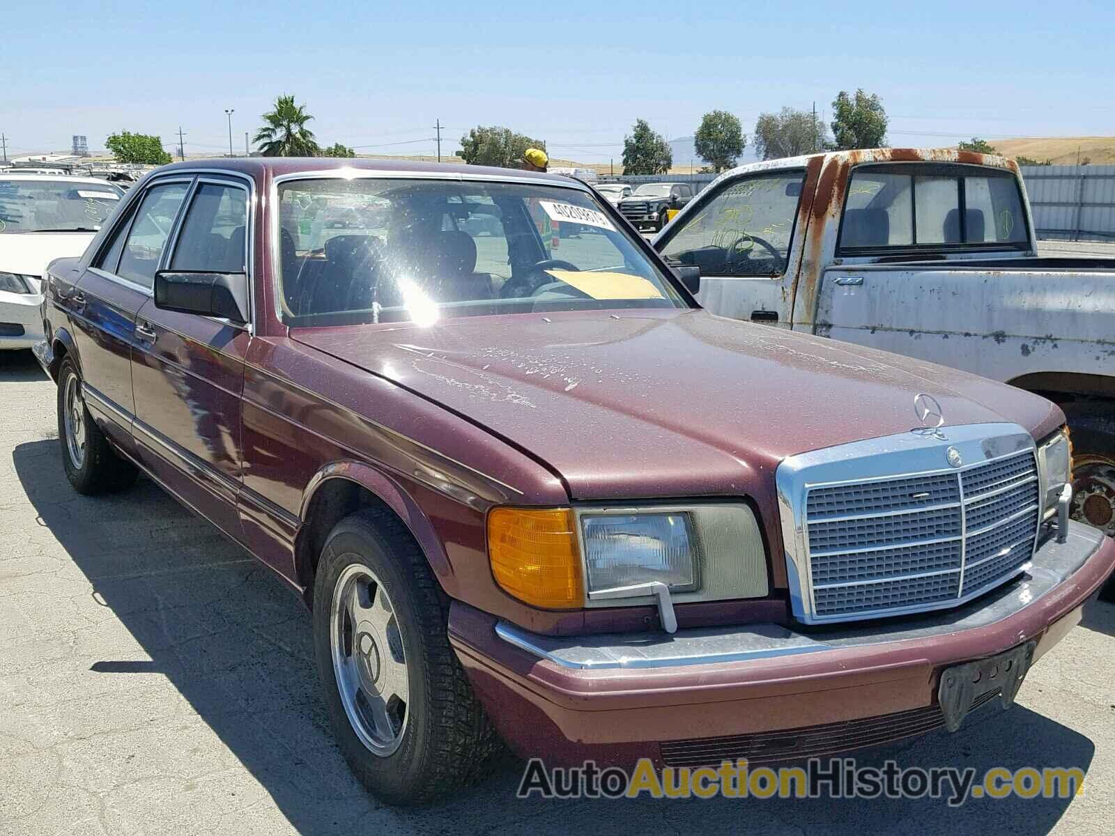 1990 MERCEDES-BENZ 300 SE, WDBCA24D6LA510076