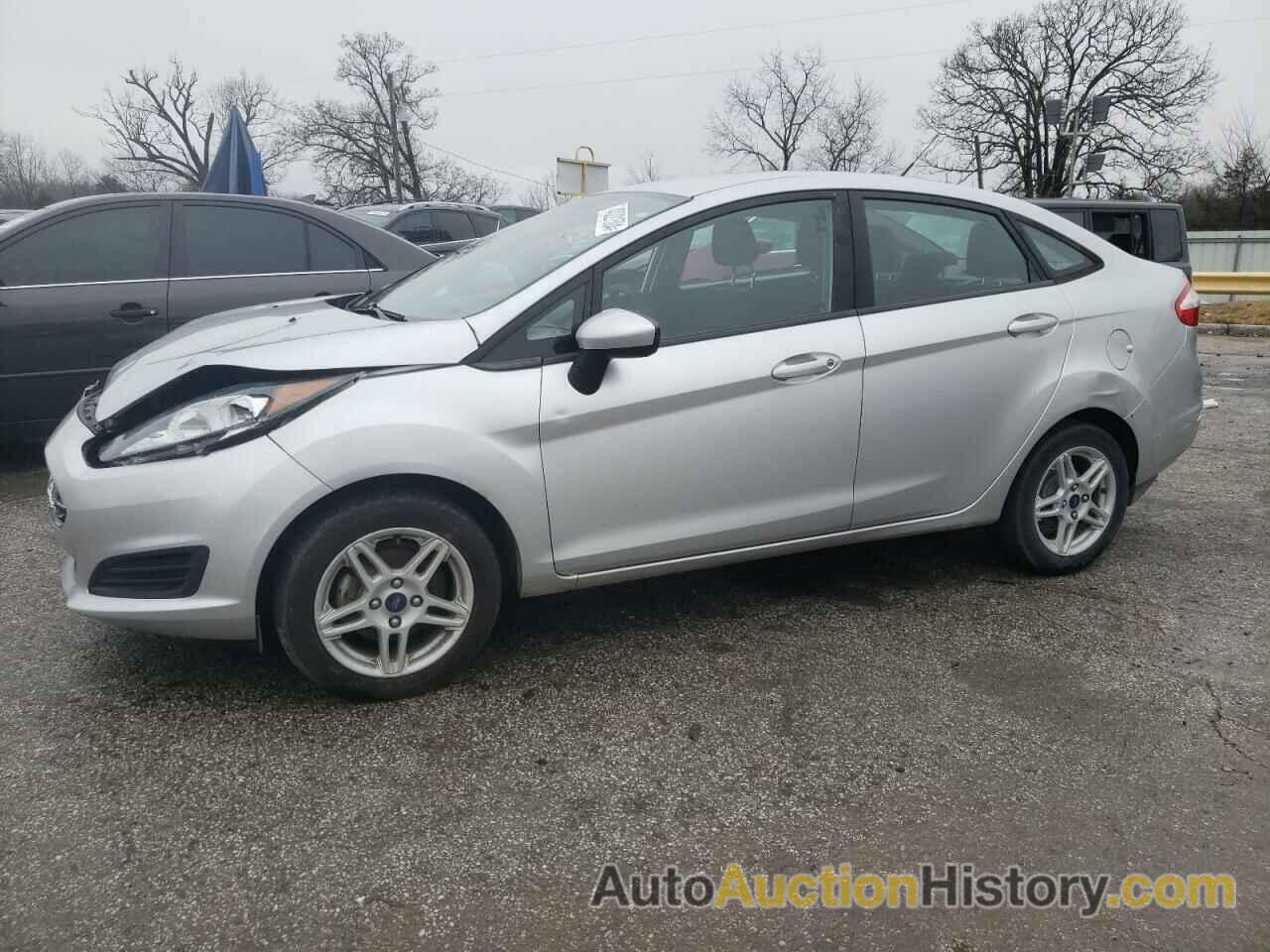 FORD FIESTA SE, 3FADP4BJ8JM100734