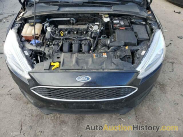 FORD FOCUS SE, 1FADP3F2XJL218136