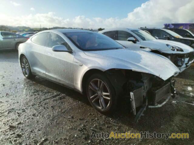 TESLA MODEL S, 5YJSA1CG2DFP07533