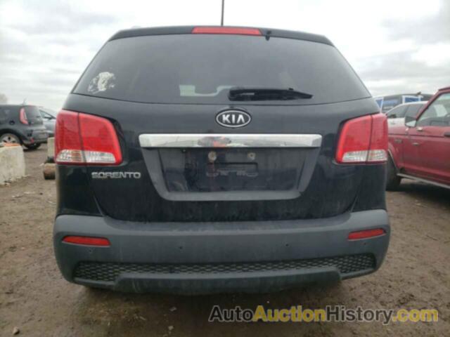 KIA SORENTO BASE, 5XYKT3A18BG185324