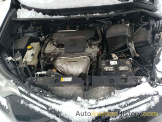 TOYOTA RAV4 XLE, 2T3RFREV4HW612935