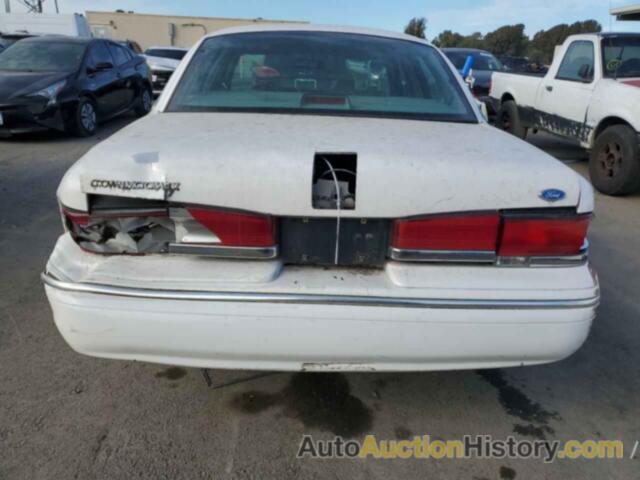 FORD CROWN VIC LX, 2FALP74W5TX137172