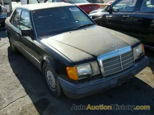 1988 MERCEDES-BENZ 260E, WDBEA26D3JA615743