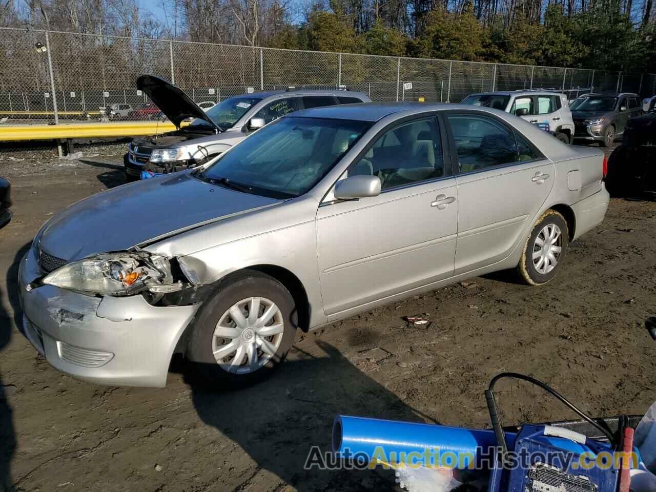 TOYOTA CAMRY LE, 4T1BE32K64U833841