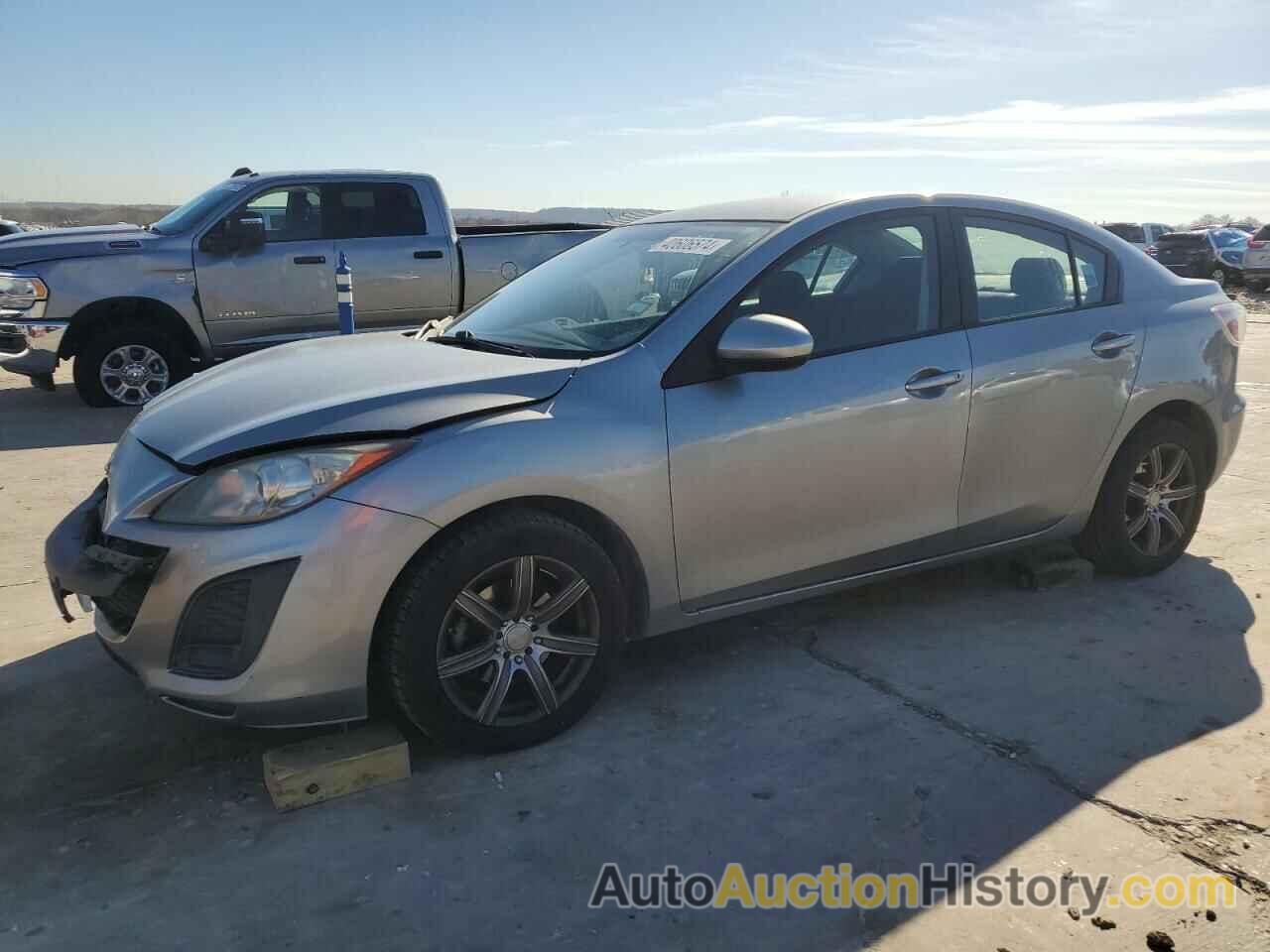 MAZDA 3 I, JM1BL1UF4B1490203