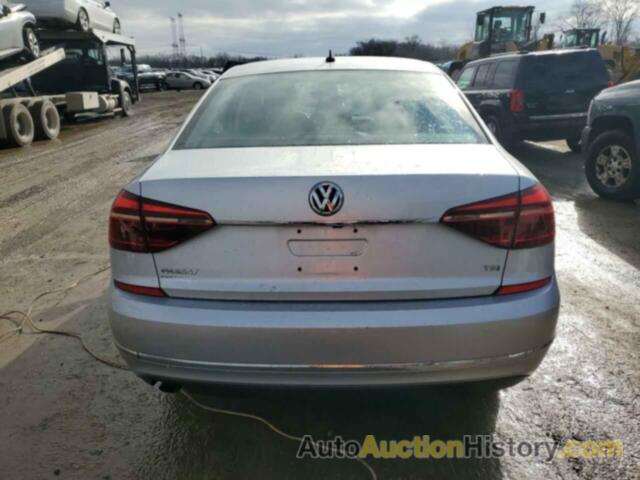 VOLKSWAGEN PASSAT S, 1VWAT7A34HC010700