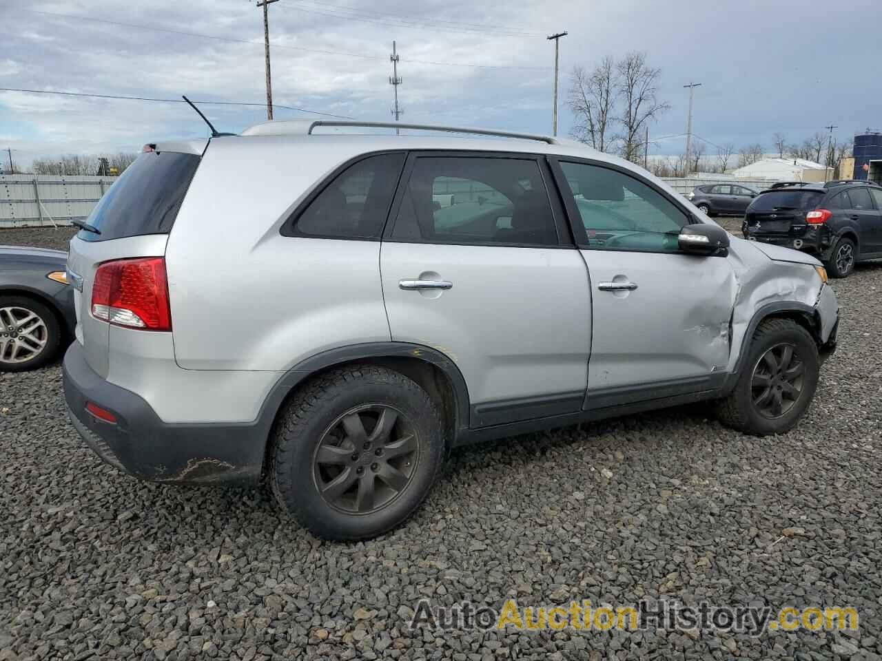 KIA SORENTO BASE, 5XYKTDA65CG197854