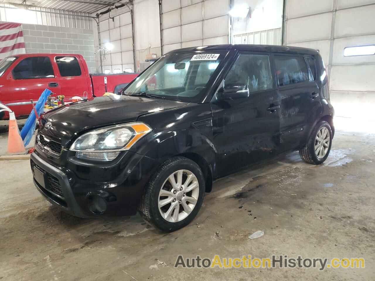 KIA SOUL +, KNDJT2A65D7551595