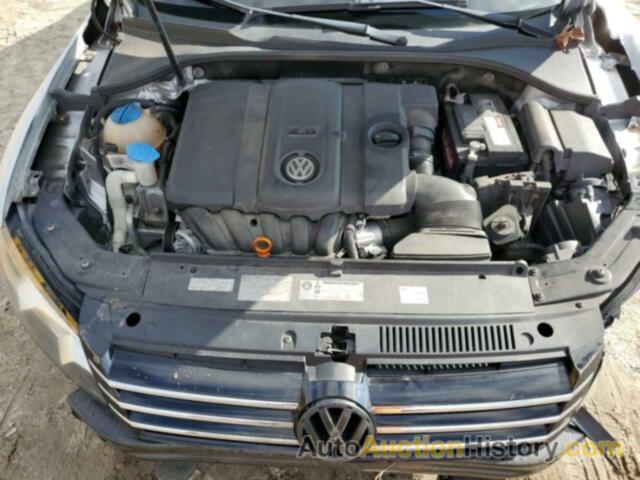 VOLKSWAGEN PASSAT SE, 1VWBP7A38DC104825