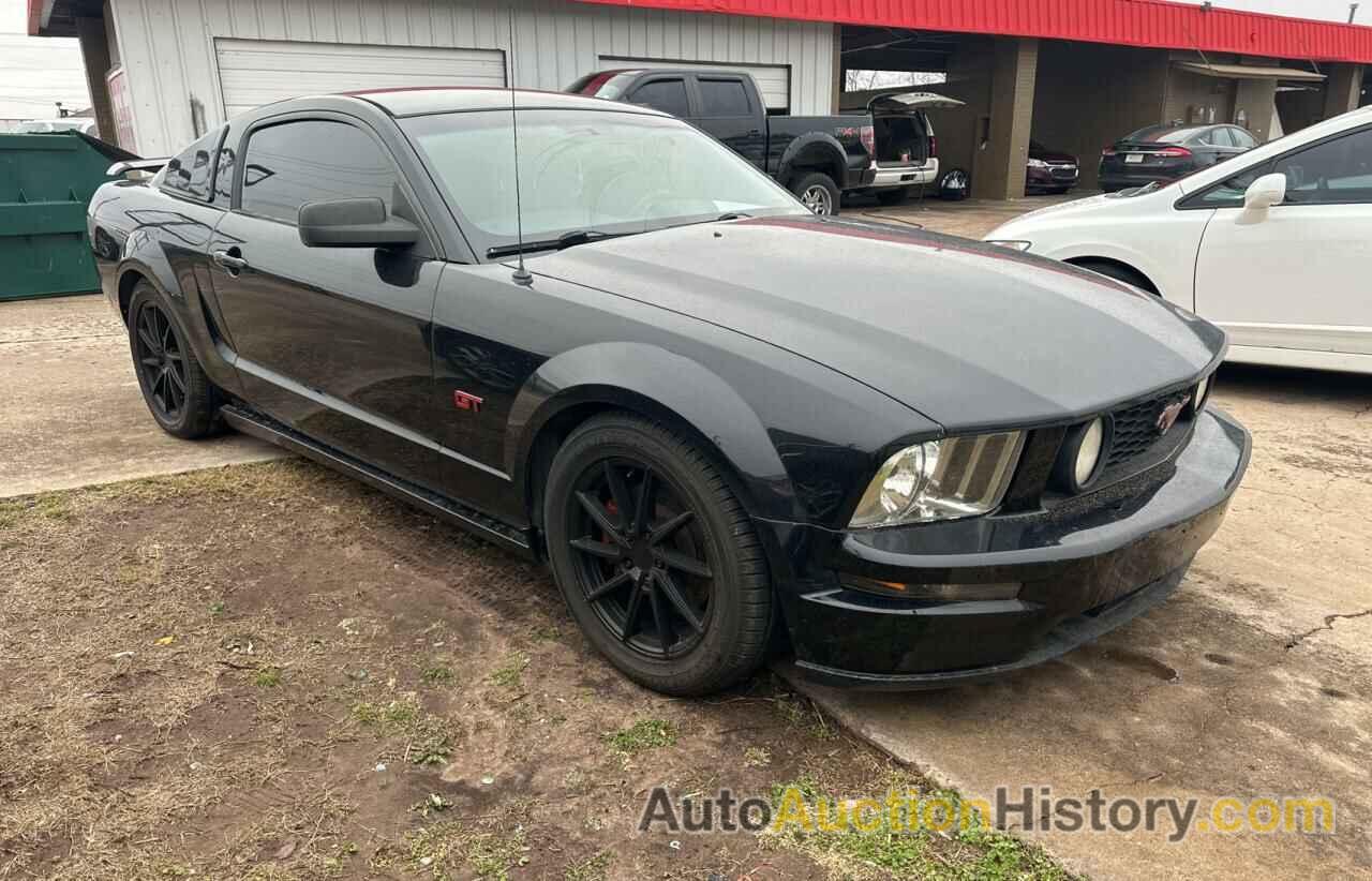 FORD MUSTANG GT, 1ZVFT82H455104677