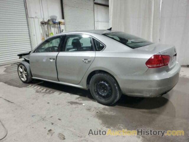 VOLKSWAGEN PASSAT SE, 1VWBM7A35DC144319