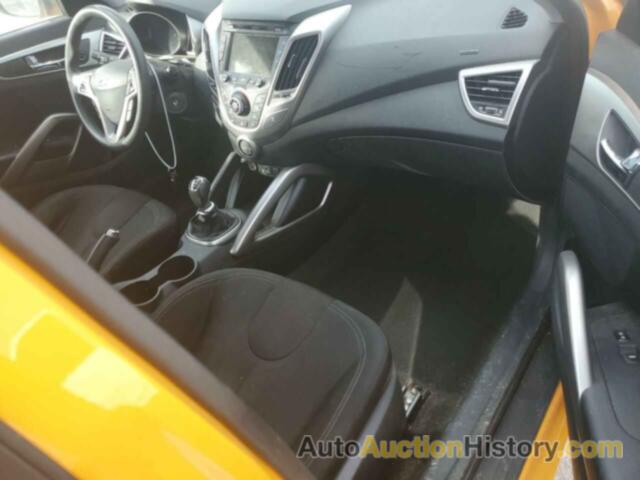 HYUNDAI VELOSTER, KMHTC6AD9CU037436