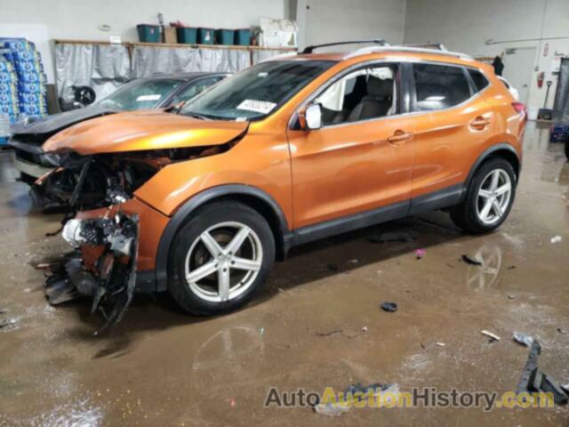 NISSAN ROGUE S, JN1BJ1CR2HW112896