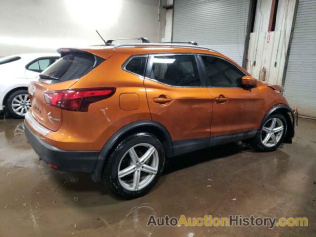 NISSAN ROGUE S, JN1BJ1CR2HW112896