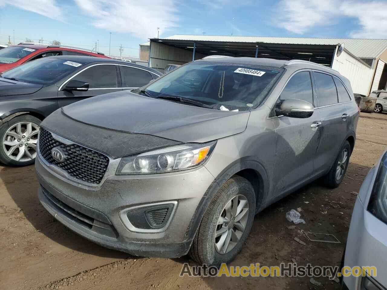 KIA SORENTO LX, 5XYPG4A38HG254667