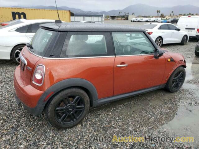 MINI COOPER, WMWSU3C5XDT686202