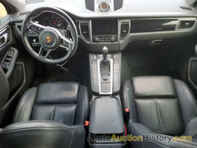 PORSCHE MACAN, WP1AA2A51JLB11078