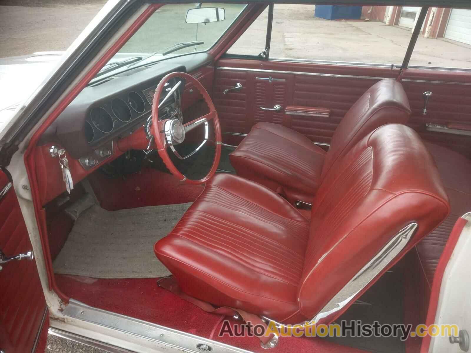 1964 PONTIAC LEMANS, 824F31706