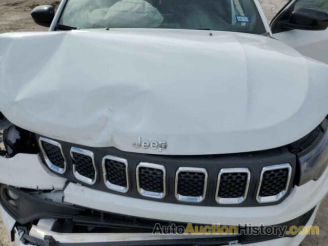 JEEP COMPASS LATITUDE LUX, 3C4NJDFN7RT576617