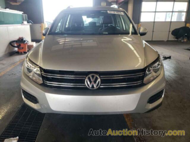 VOLKSWAGEN TIGUAN S, WVGAV7AX0HW511352