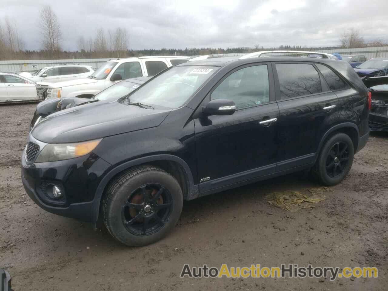 KIA SORENTO EX, 5XYKUDA24BG117064