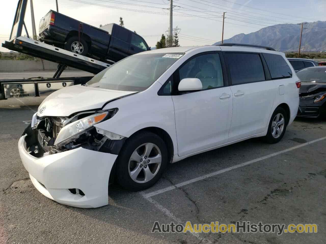 2016 TOYOTA SIENNA LE, 5TDKK3DC0GS728319