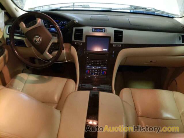 CADILLAC ESCALADE LUXURY, 1GYFK63898R107767