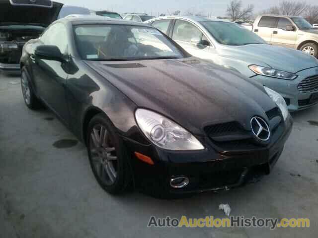 2009 MERCEDES-BENZ SLK300, WDBWK54F49F206446