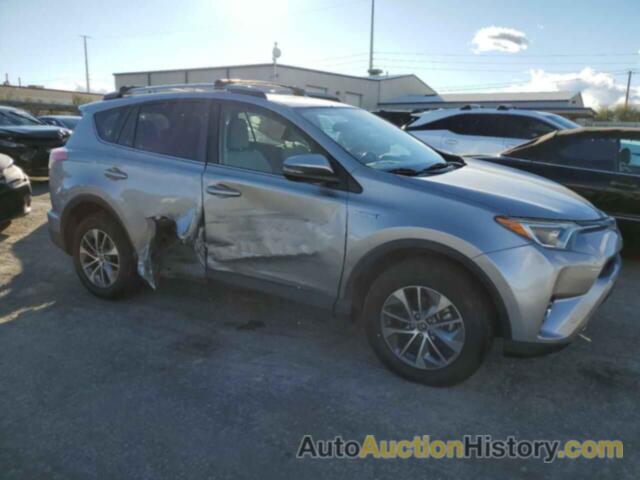 TOYOTA RAV4 LE, JTMRJREVXHD078531