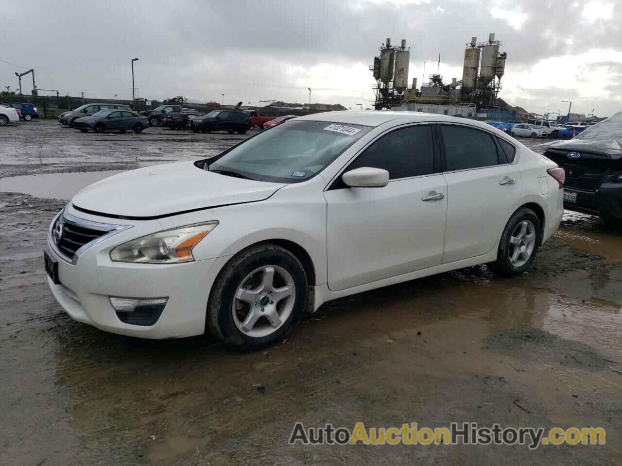 NISSAN ALTIMA 2.5, 1N4AL3AP8FN328129