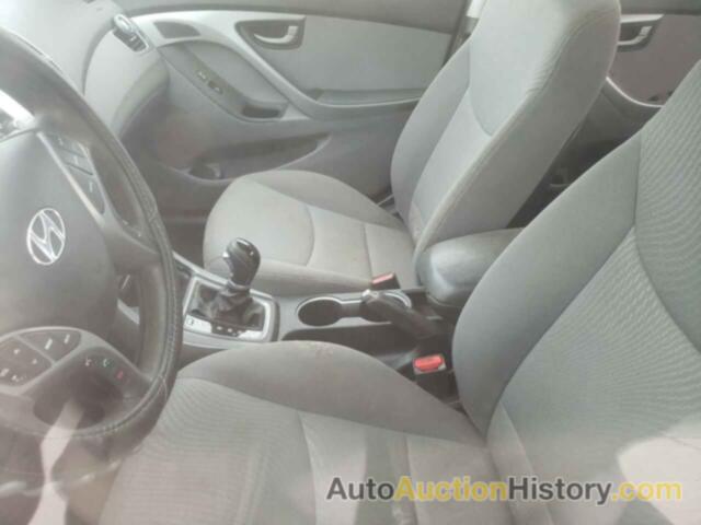 HYUNDAI ELANTRA SE, KMHDH4AE0EU112661