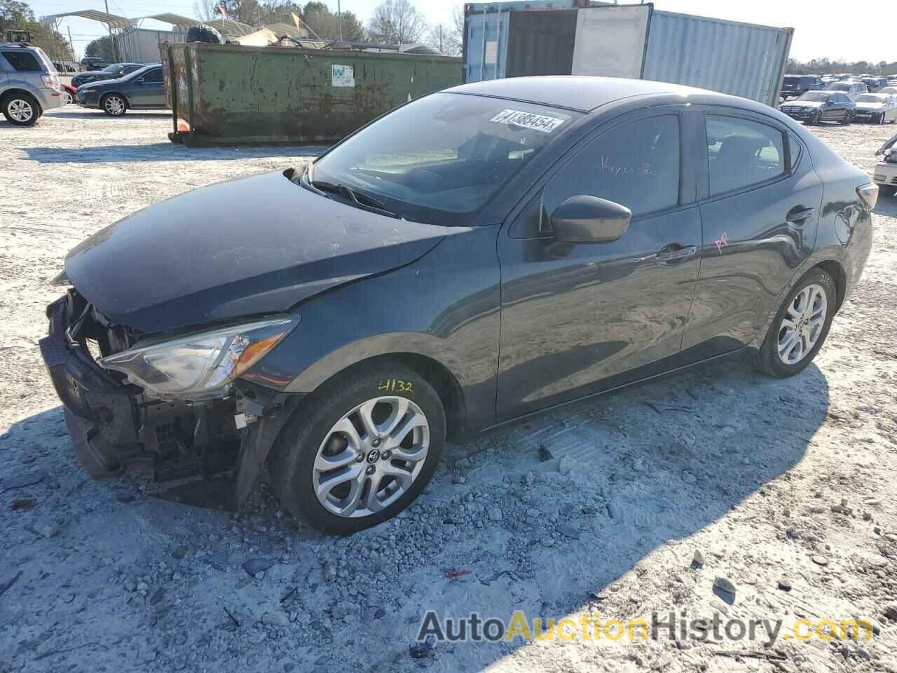 TOYOTA YARIS, 3MYDLBYV5JY332769