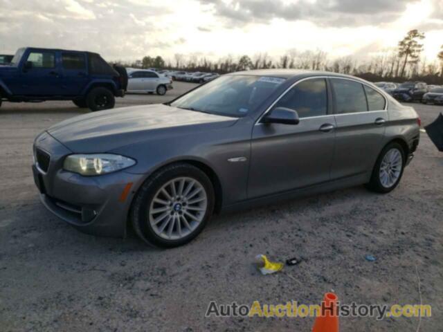 BMW 5 SERIES I, WBAFR7C5XDC824248