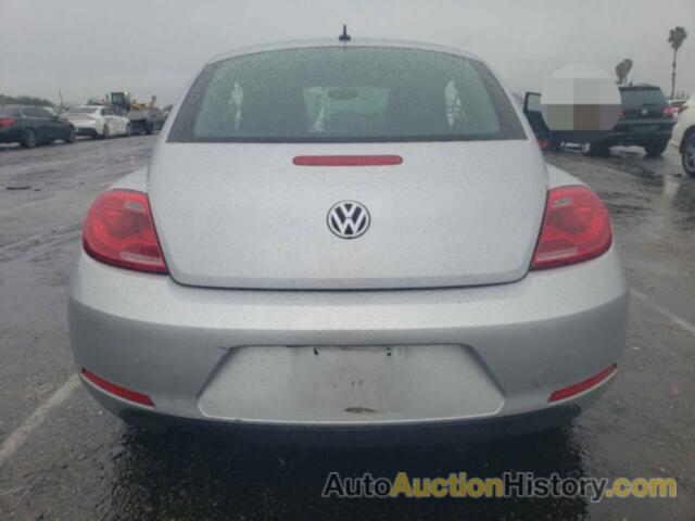 VOLKSWAGEN BEETLE, 3VWF17AT6EM641020