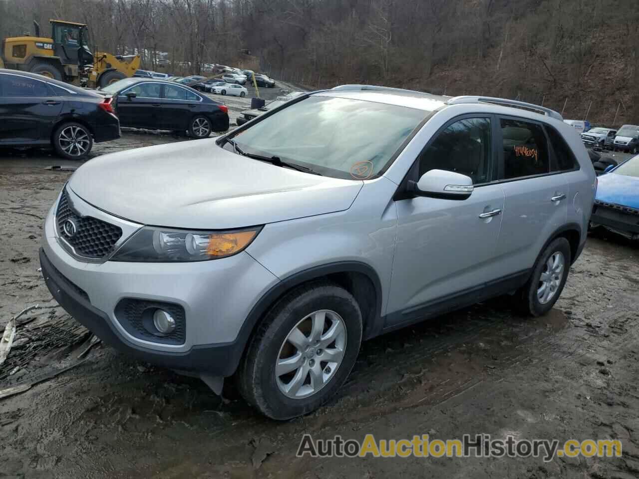 KIA SORENTO BASE, 5XYKT3A69CG285624