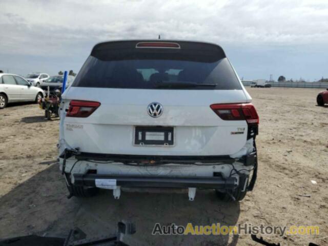 VOLKSWAGEN TIGUAN SEL PREMIUM, 3VV4B7AX4JM209435