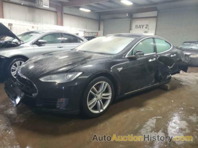 TESLA MODEL S, 5YJSA1E22GF122831