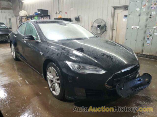 TESLA MODEL S, 5YJSA1E22GF122831