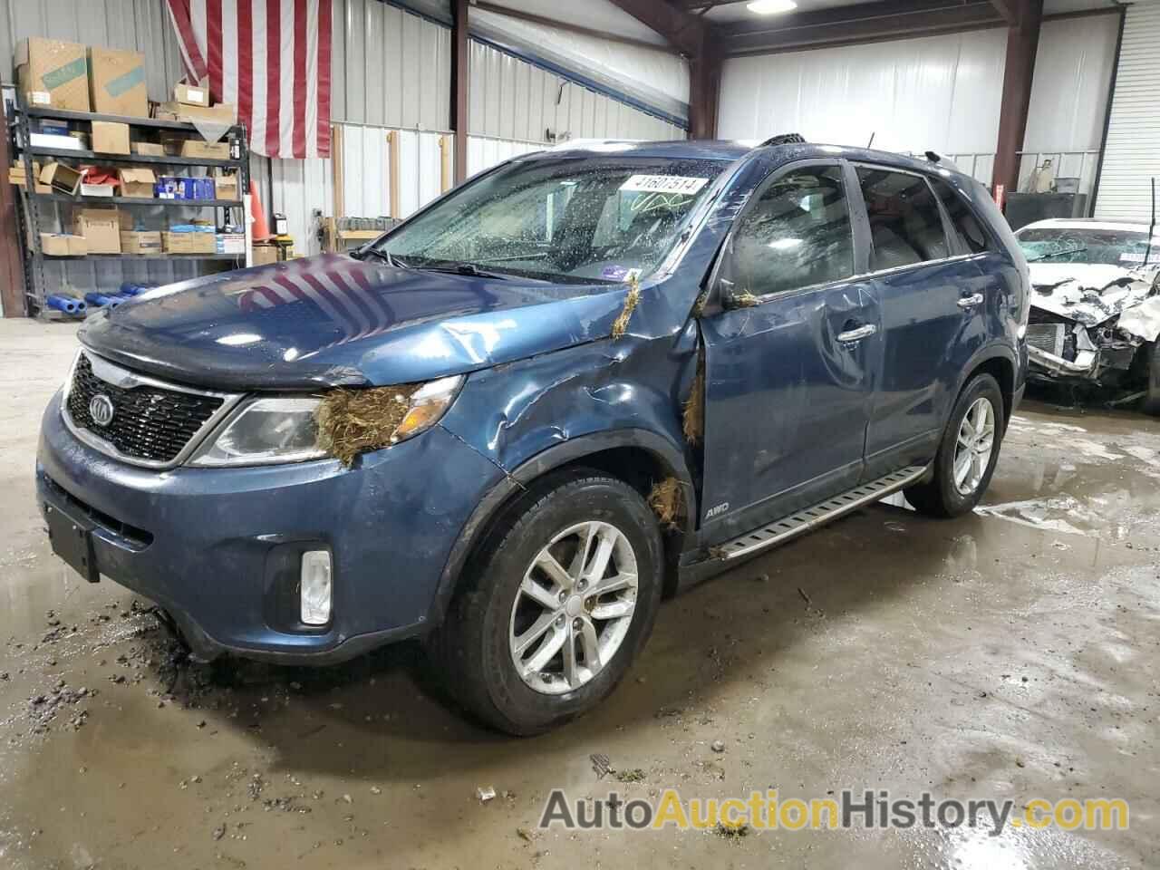 KIA SORENTO LX, 5XYKTCA67EG546039