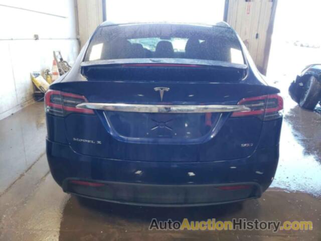 TESLA MODEL X, 5YJXCAE26GF005284