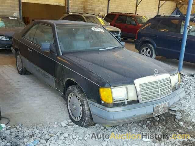 1988 MERCEDES-BENZ 300 CE, WDBEA50D9JA772008