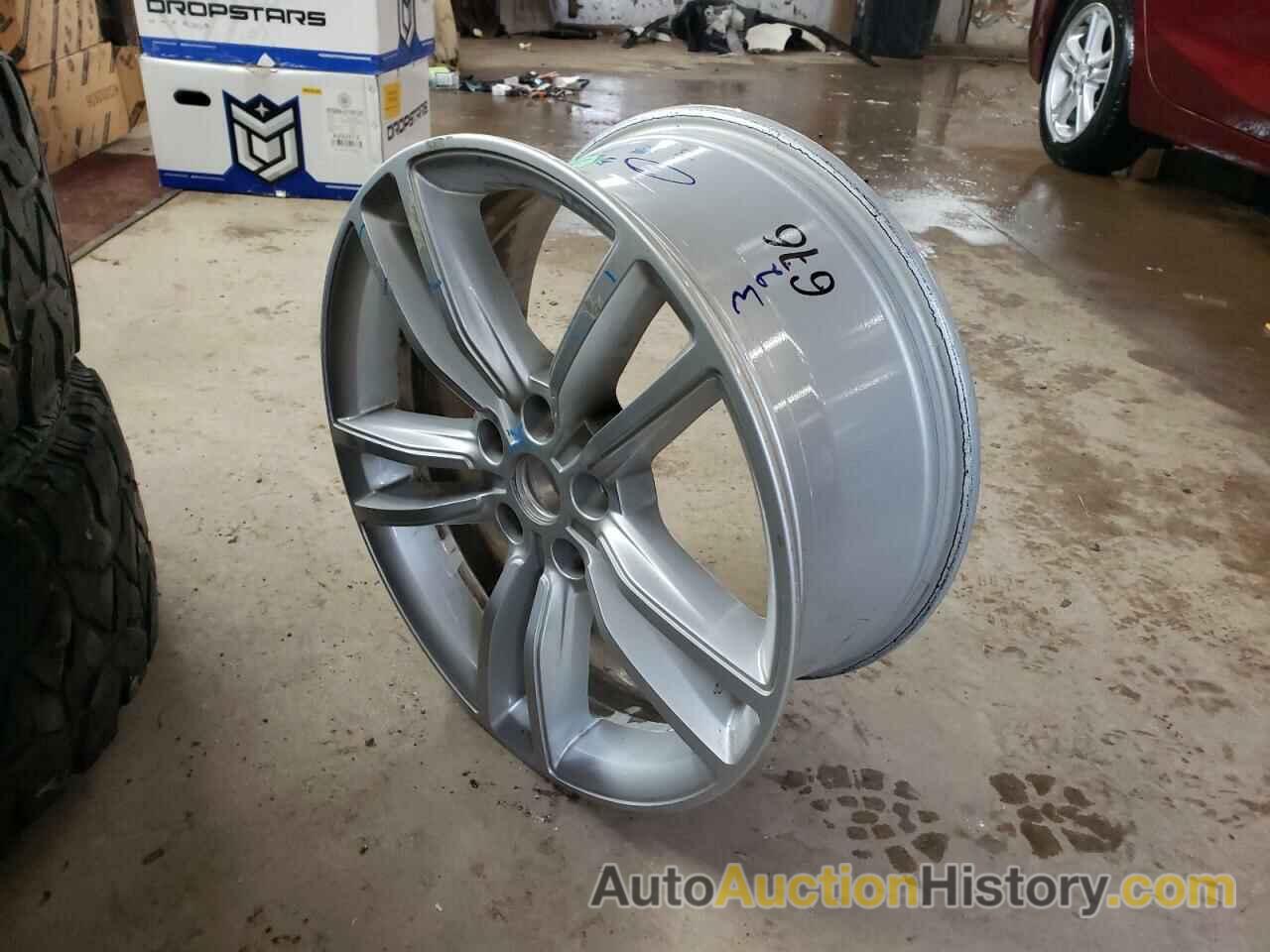2015 OTHER TIRES/RIMS, 